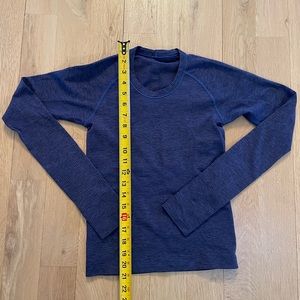 Lululemon top, size 2